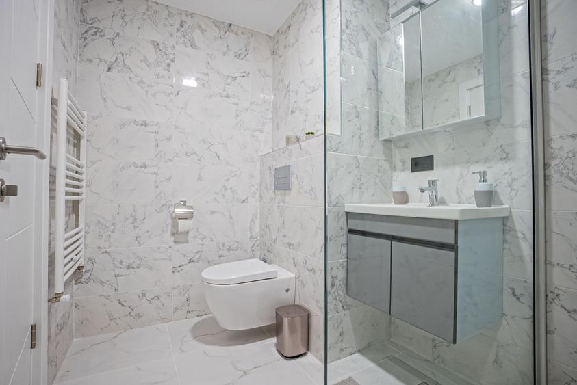 Apartament cu 2 camere decomandat în Tomis Plus
