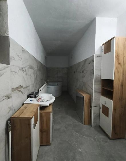 Casă cu Teren 425 Mp în Popești
