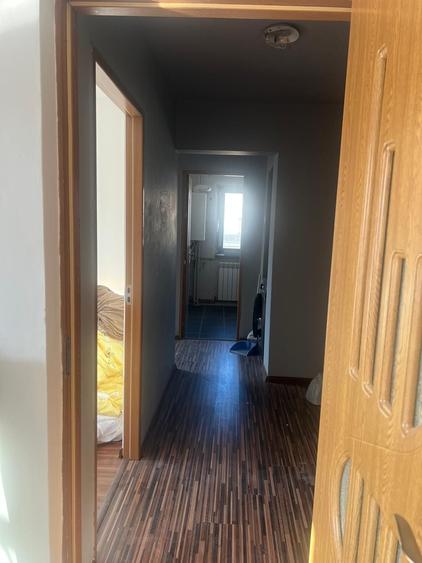 Apartament cu 3 camere decomandat în Ostroveni