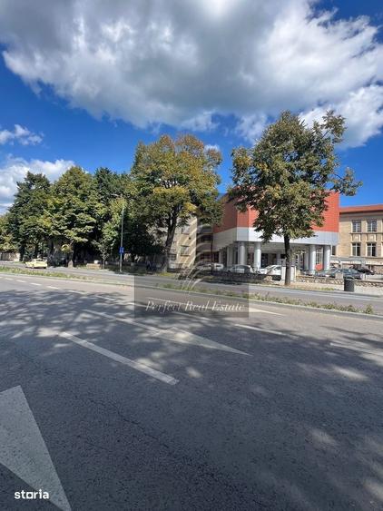 Spațiu comercial, în Central
