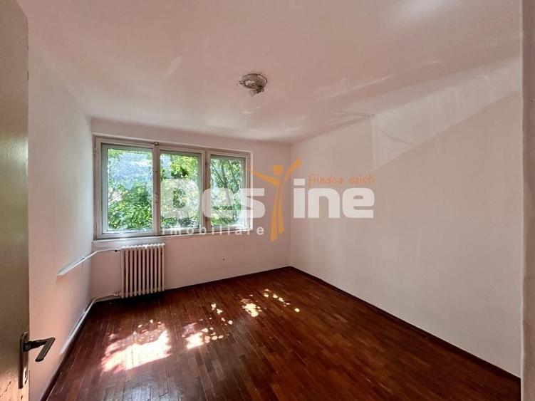Apartament cu 2 camere semidecomandat în Central