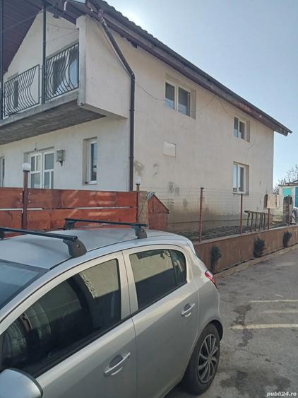 Casă cu 3 camere în Central