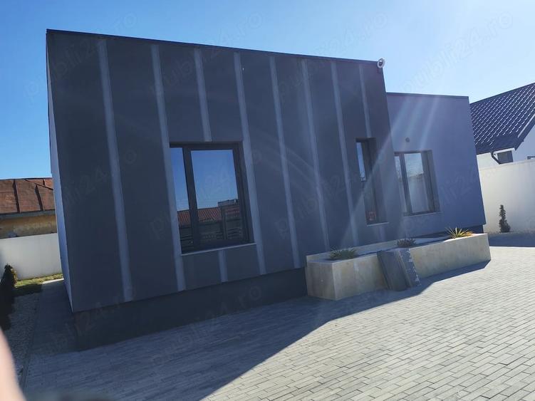 Casă cu Teren 286 Mp în Moșoaia