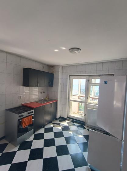 Apartament cu 2 camere decomandat în P-ța Alba Iulia