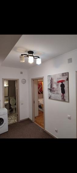 Apartament cu 3 camere decomandat în Bucur Obor
