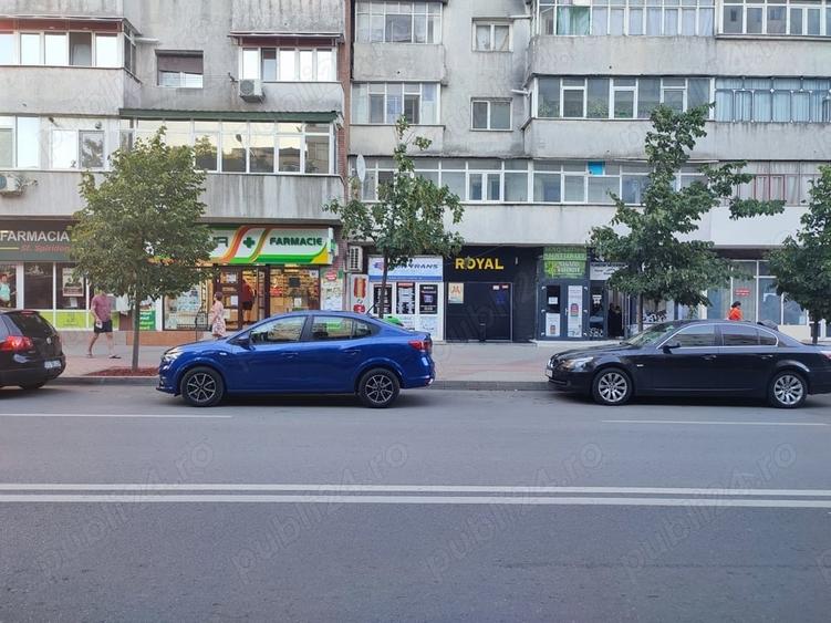 Spațiu comercial, de 60 mp, în Central