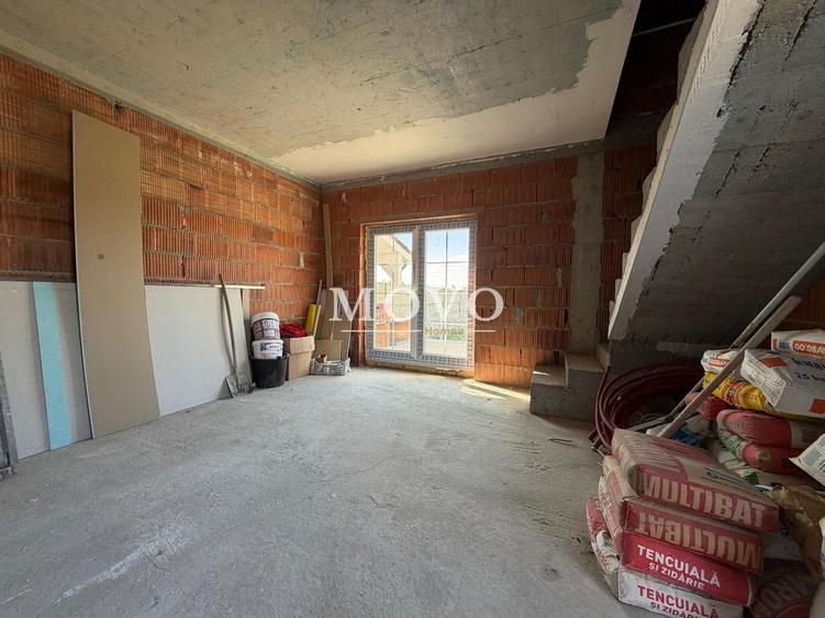 Duplex cu 3 camere cu Teren 393 Mp în Sânandrei
