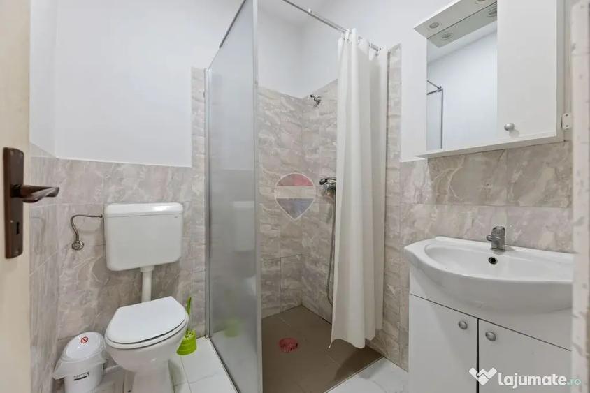 Casă cu 3 camere cu Teren 300 Mp în Boul Roșu