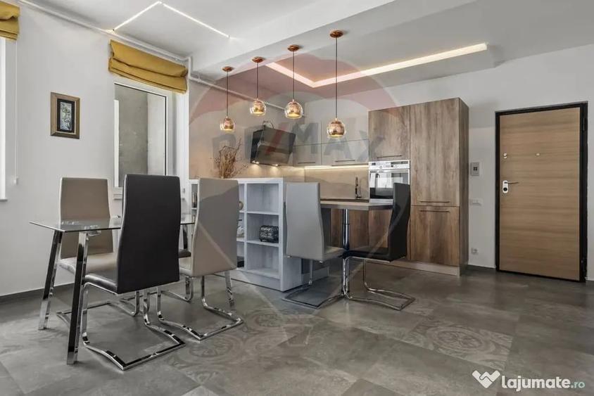Apartament cu 2 camere semidecomandat în Centrul Civic