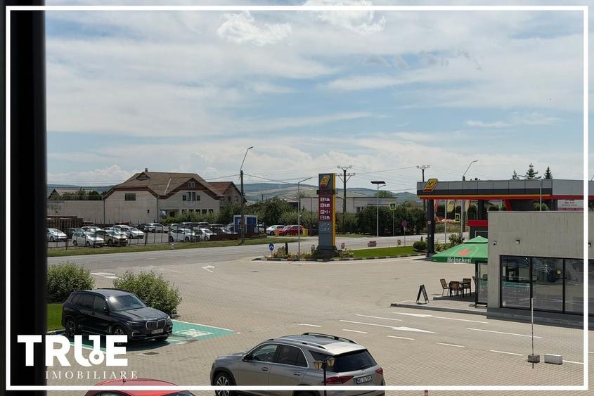 Birou, de 63 mp, în Central