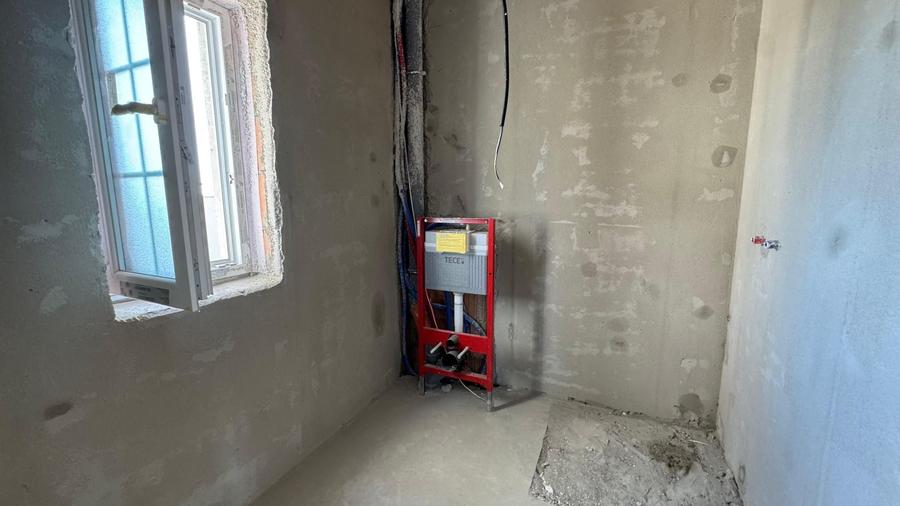 Duplex cu 4 camere cu Canalizare în Moșnița Nouă