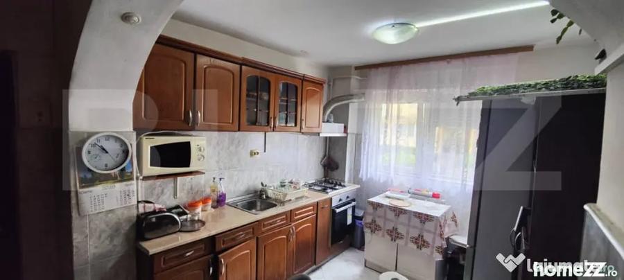 Apartament cu 2 camere semidecomandat în Micro 4