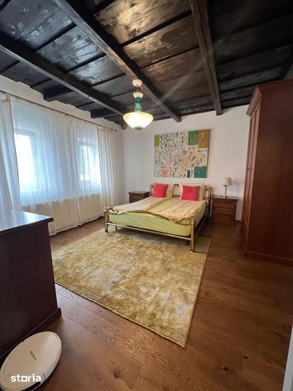 Casă cu 3 camere cu Teren 2000 Mp în Băcia