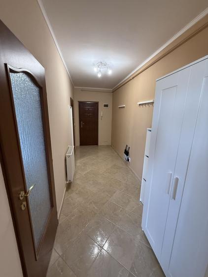 Apartament cu 2 camere decomandat, mobilat în Carpați 2