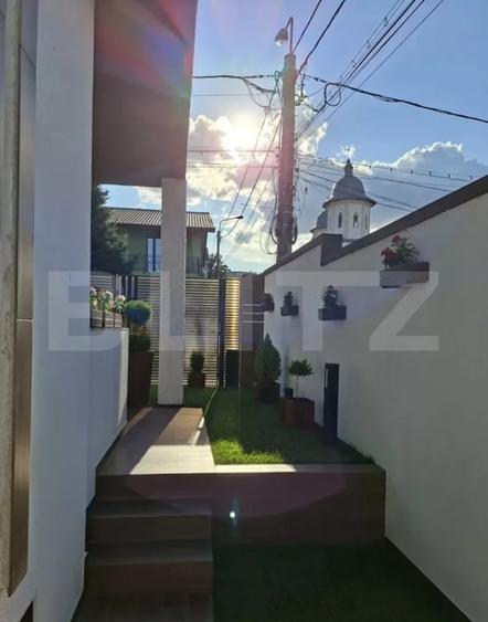 Casă individuală cu 4 camere cu Canalizare în Micro 17