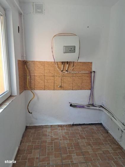 Apartament cu 2 camere semidecomandat în Micro 14