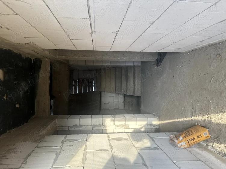 Casă cu 6 camere în Berceni