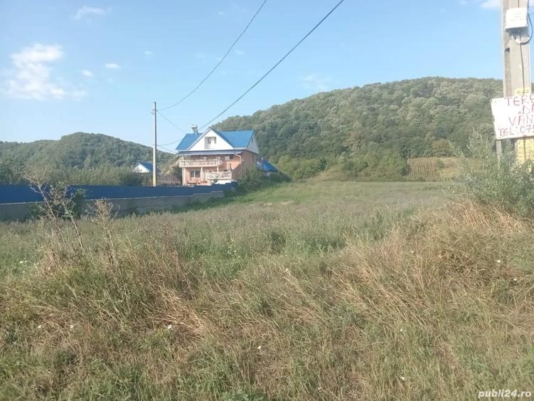 Teren de 3915 mp, în Central