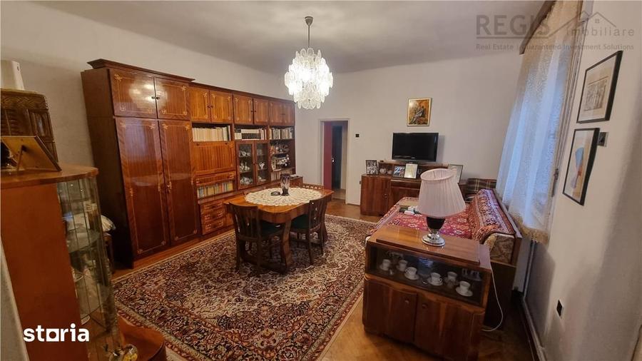 Casă cu 5 camere cu Teren 240 Mp în Bartolomeu