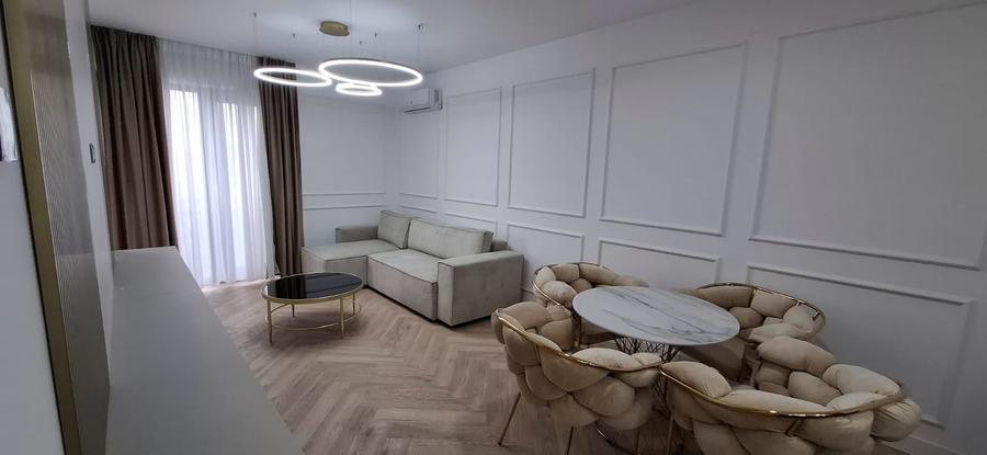Apartament cu 2 camere semidecomandat în Pipera