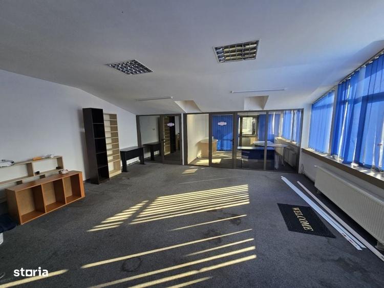 Spațiu comercial, de 61 mp, în Frații Golești