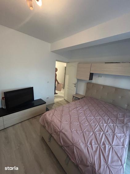 Garsonieră decomandată în Podu Roș