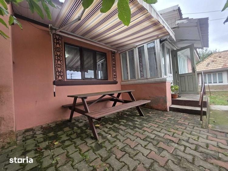 Casă cu 4 camere cu Teren 2400 Mp în Gorban