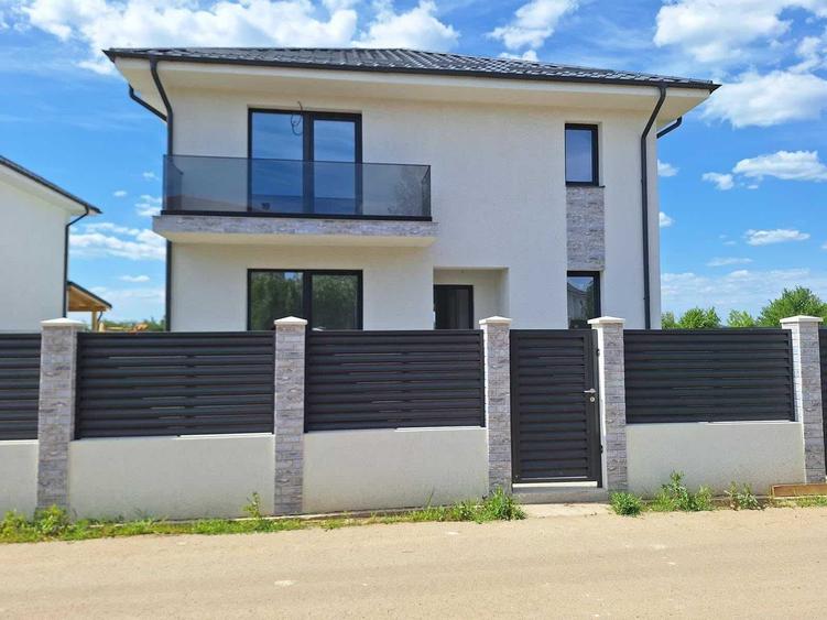 Casă cu 4 camere în Corbeanca