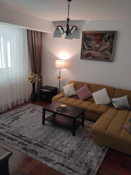 Apartament cu 2 camere decomandat în 1 Decembrie 1918