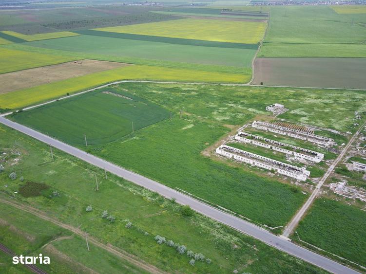 Teren de 106000 mp, în Poarta Albă