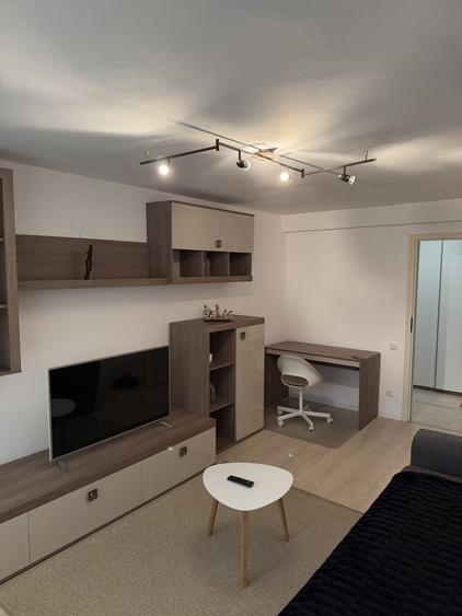 Apartament cu 2 camere decomandat în Ultracentral