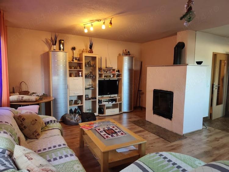 Casă cu 4 camere cu Teren 1106 Mp în Vinga