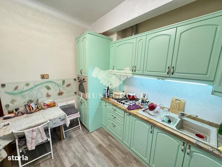 Apartament cu 3 camere decomandat în Dorobanți