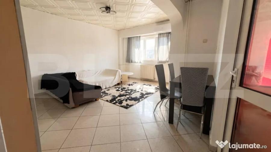 Apartament cu 3 camere semidecomandat în Calea Aradului