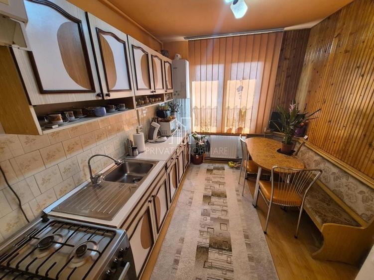 Apartament cu 2 camere decomandat în Tudor
