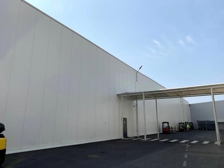 Spațiu industrial, de 17,500 mp, în Central