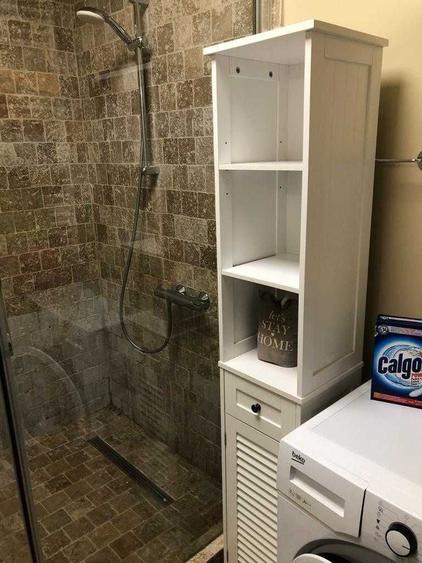 Apartament cu 2 camere decomandat în Livezeni