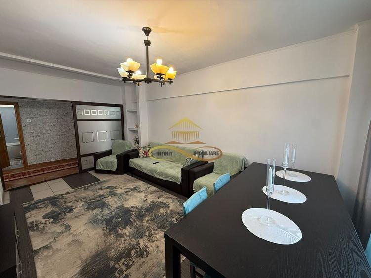 Apartament cu 3 camere decomandat, mobilat în Central