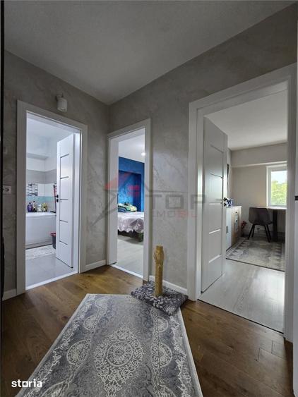 Apartament cu 4 camere decomandat în Ciurea