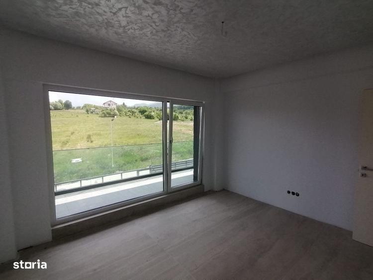 Casă cu 4 camere în Prislop