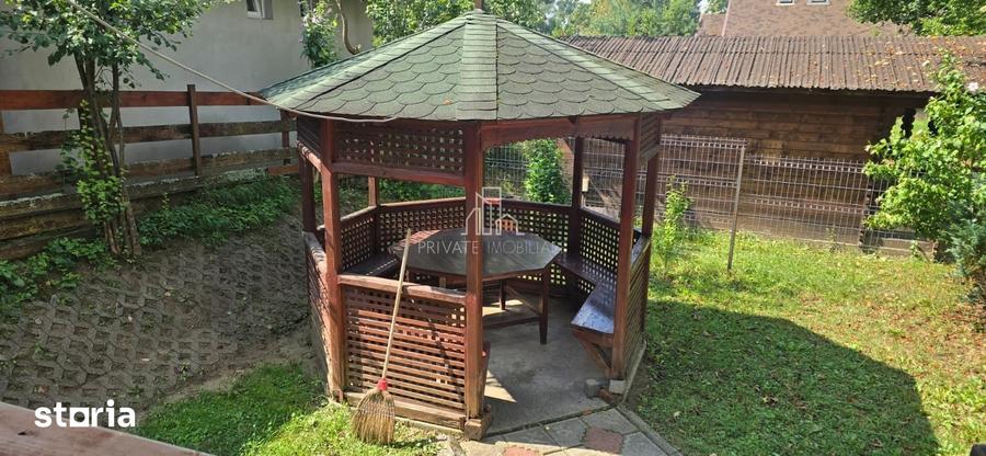 Casă cu 5 camere cu Teren 479 Mp în Central