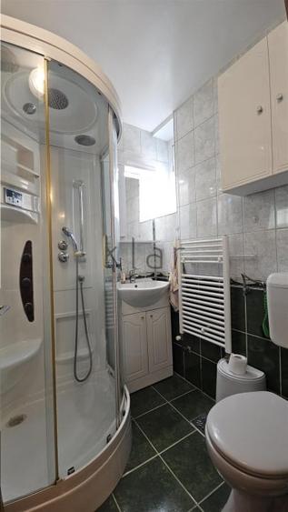 Apartament cu 3 camere decomandat, mobilat în Hașdeu
