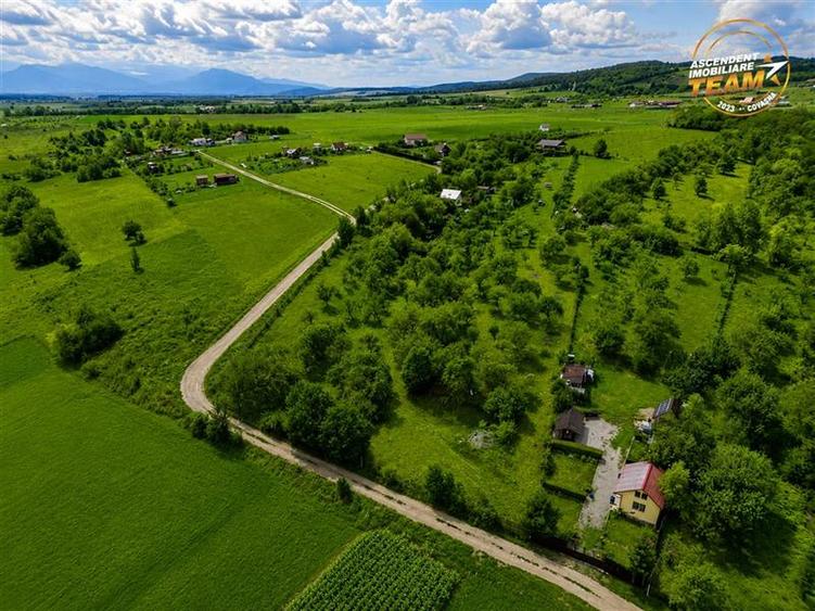 Teren Construcții extravilan de 4500 mp, în Exterior Est