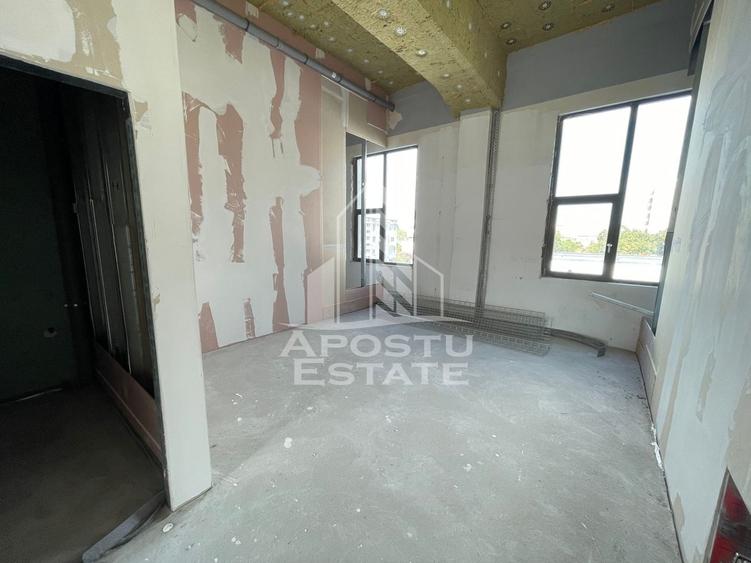 Spațiu comercial, de 1,207 mp, în Circumvalațiunii