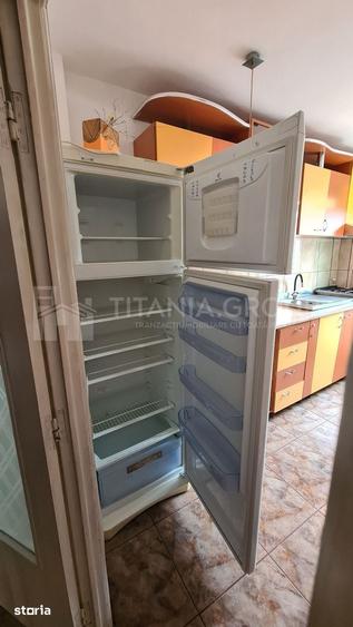 Apartament cu 3 camere în Astra