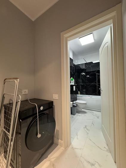 Apartament cu 3 camere în Universitate