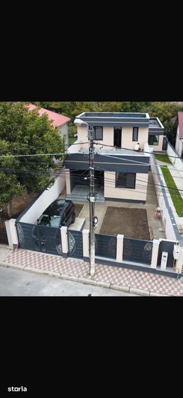 Casă cu 4 camere cu Teren 230 Mp în Central