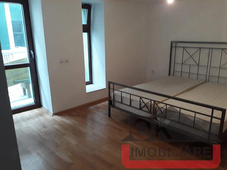 Casă cu 6 camere cu Teren 75 Mp în Central