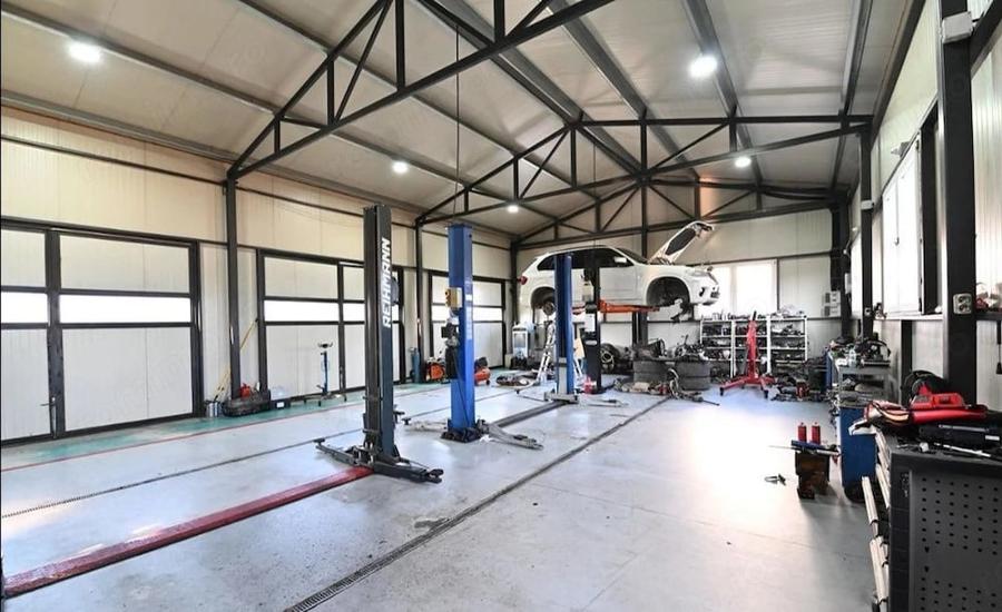 Spațiu comercial, de 474 mp, în Podari