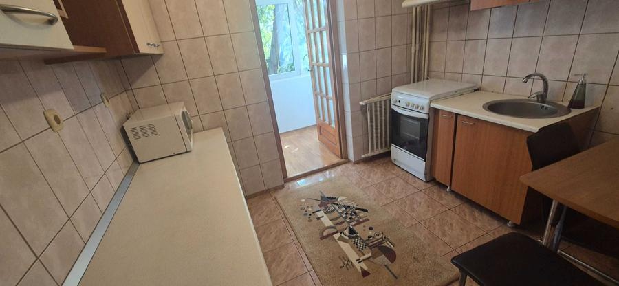 Apartament cu 2 camere decomandat în Popa Șapcă